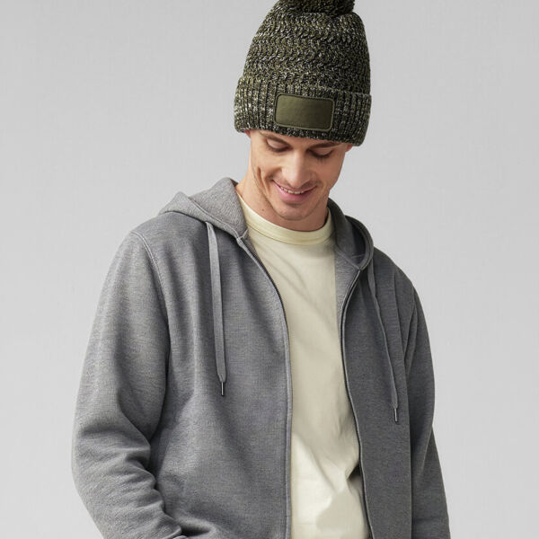 Ramble patch pom-pom beanie Thumbnail