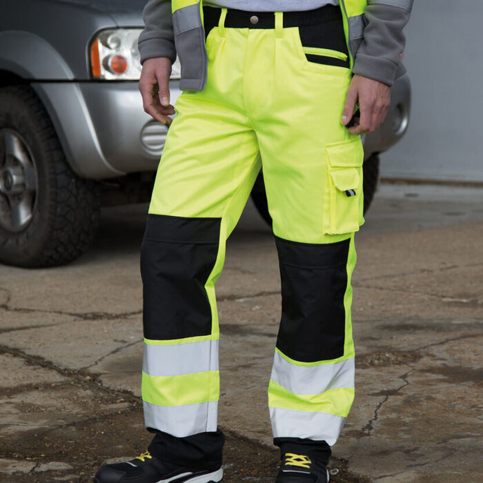 Safety cargo trousers Thumbnail